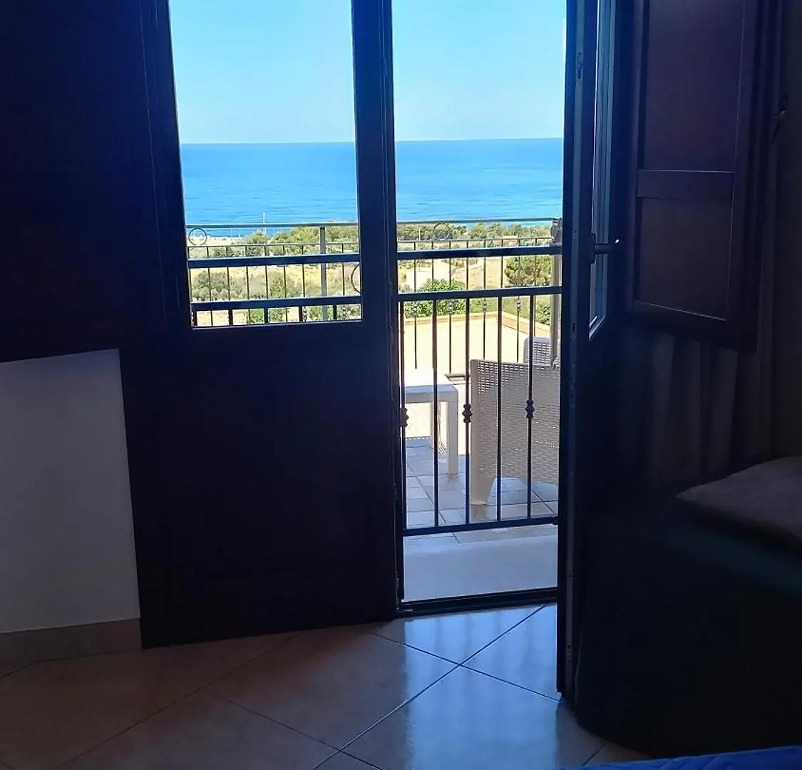 Alyke Appartamenti Vacanze Macari 0*,